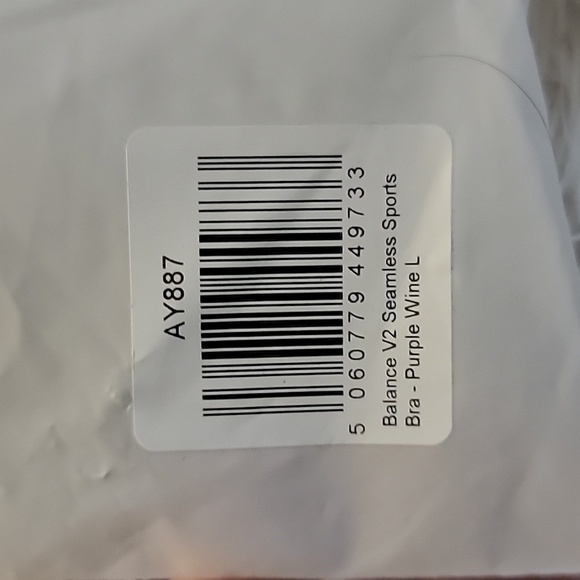 BALANCE V2 Seamless Sports Bra - Picture 4 of 4